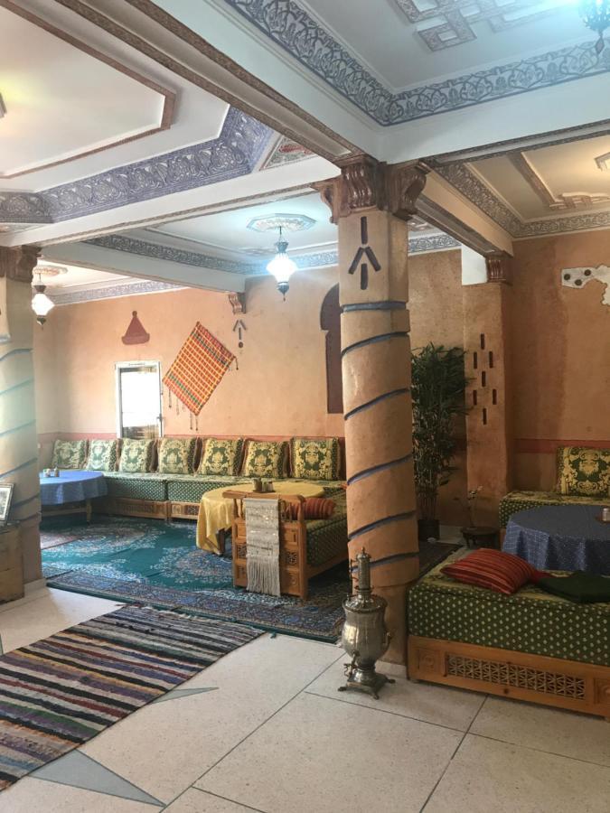 Auberge Restaurant Zahra Boumalne Dış mekan fotoğraf