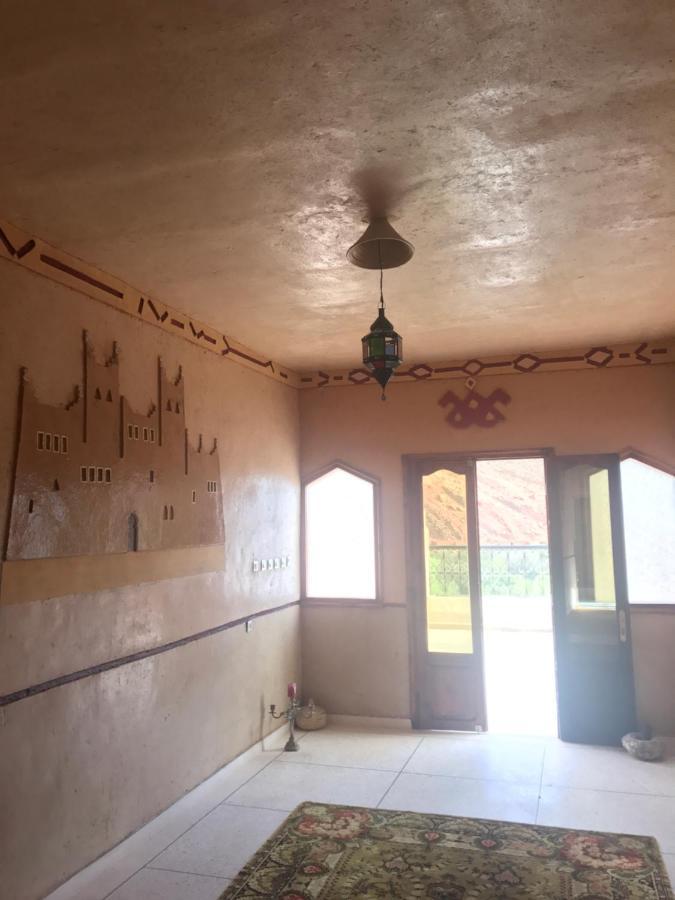 Auberge Restaurant Zahra Boumalne Dış mekan fotoğraf